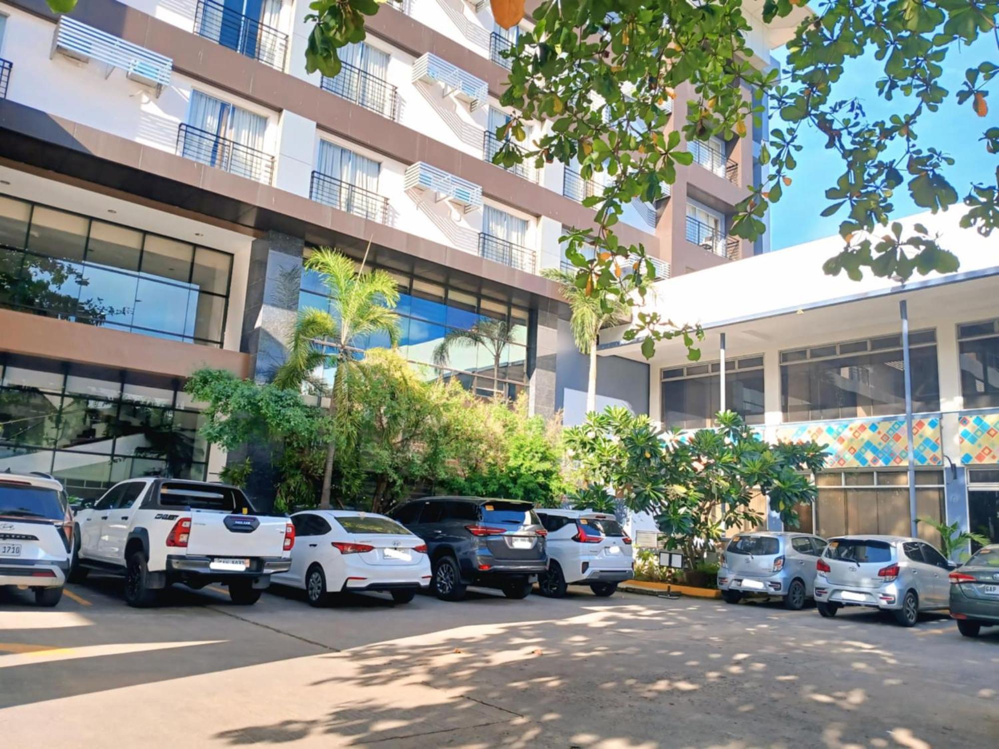 Dohera Hotel Cebu Exterior foto